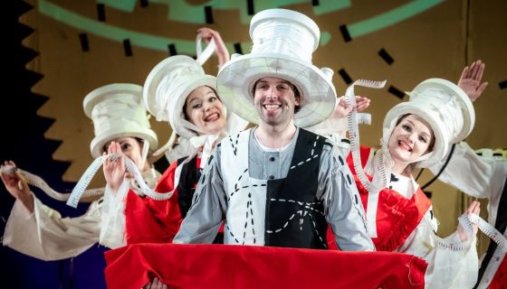 Мюзикл «Площадь картонных часов»