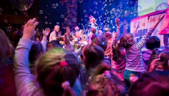 Шоу «Три кота. День варенья»