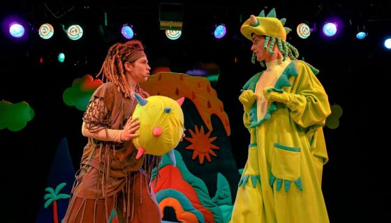 Спектакль «Отчего вымерли динозавры»