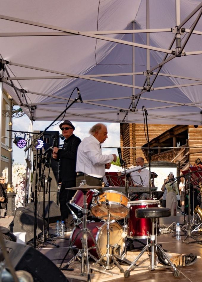 Джаз-оркестр «ТГУ-62». Музыка Beatles в джазе