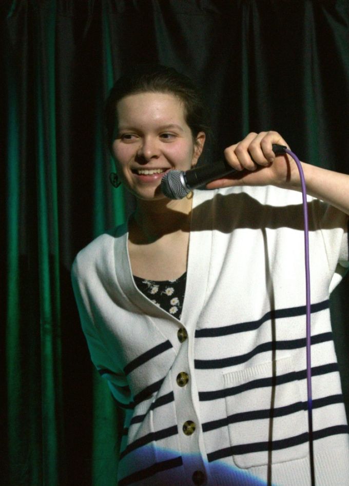 Смех на рану. Настя Синогина и Болот Горяев